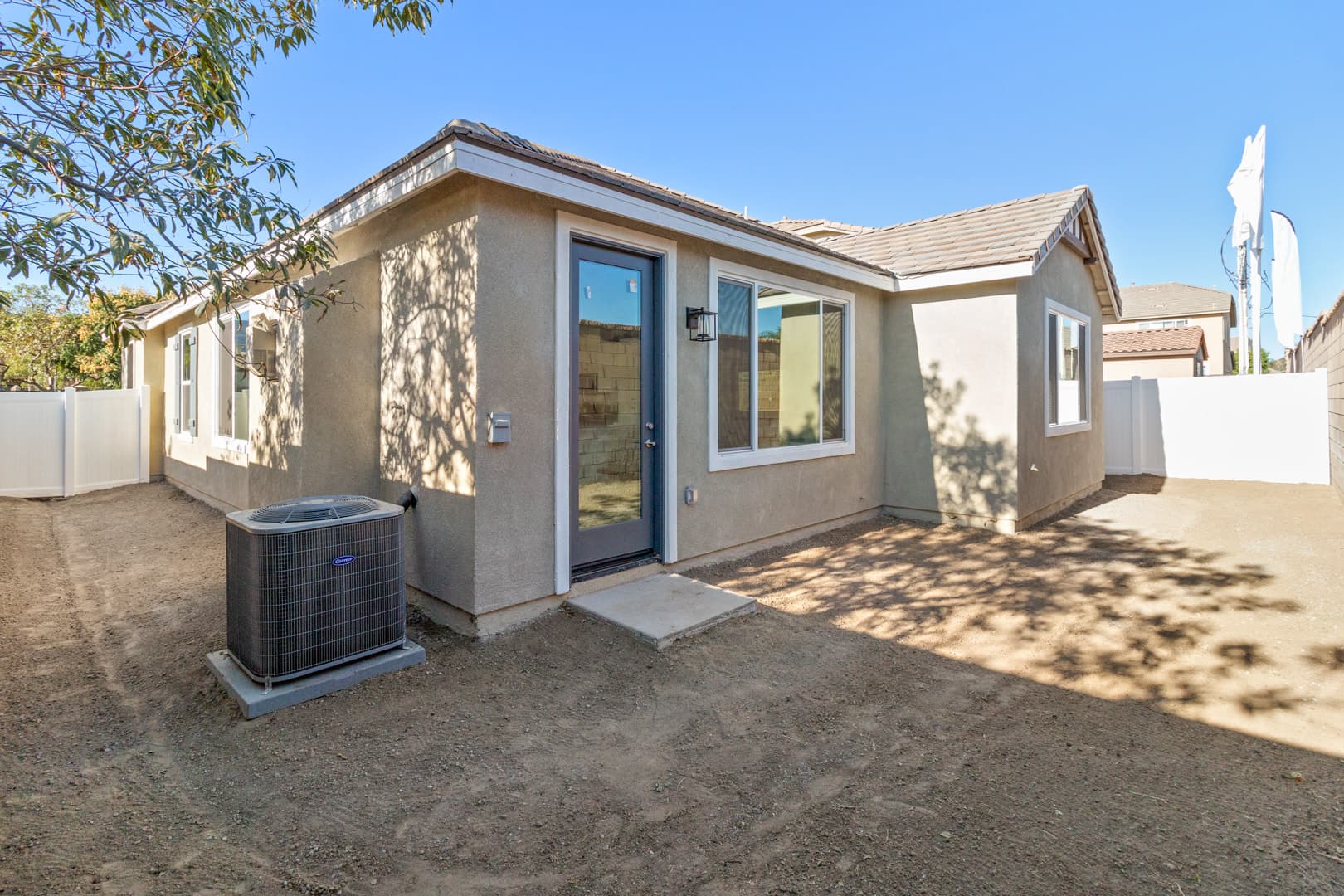 Viscaya — Lake Elsinore